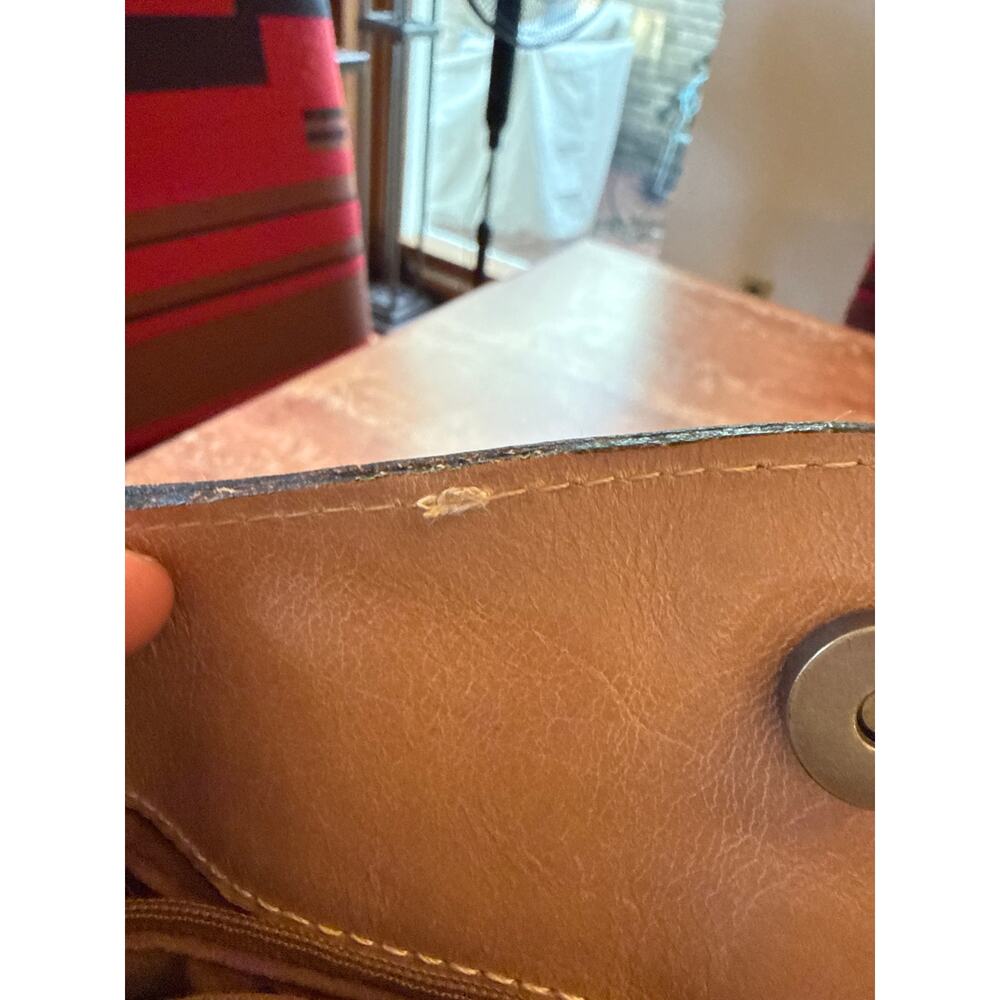 Patricia Nash Tan Floral Tooled Leather Crossbody Bag - Picture 9 of 10